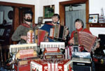 Accordions, button boxes, garmoshkas, haitaris...Together with our host in Glencoe, MN, Jeannie Enabnit. 2001